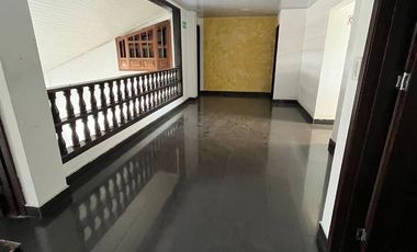 SE VENDE ESPECTACULAR CASA 2P BARRIO ALTICO NEIVA (HUI-COL)