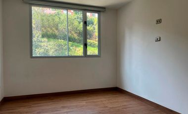 47765. Apartamento en arriendo en Cumbres, Envigado