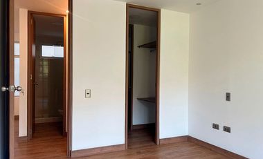 47765. Apartamento en arriendo en Cumbres, Envigado