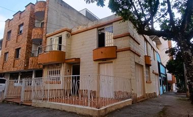 SE VENDE CASA EN EL PRADO