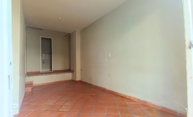 SE VENDE CASA EN EL PRADO