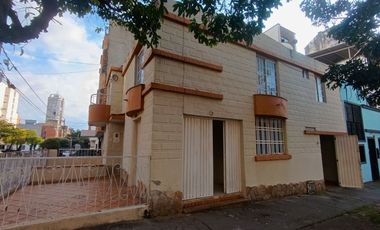 SE VENDE CASA EN EL PRADO