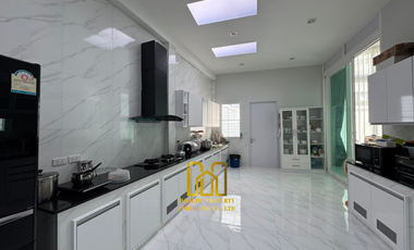 **🏡 For Sale or Rent: Artiverse Luxury Home 🏡**  Bangna