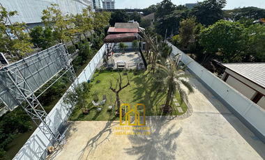 **🏡 For Sale or Rent: Artiverse Luxury Home 🏡**  Bangna