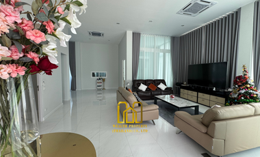 **🏡 For Sale or Rent: Artiverse Luxury Home 🏡**  Bangna