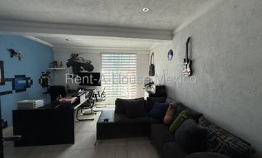 CASA EN VENTA EN COL. COFRADÍA DE SAN MIGUEL, CUAUTITLÁN IZCALLI
