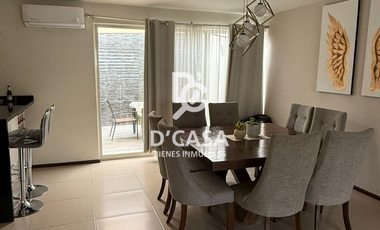 Hermosa casa en venta en Senda Real