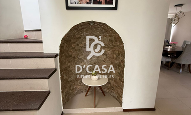 Hermosa casa en venta en Senda Real