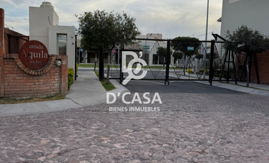 Hermosa casa en venta en Senda Real