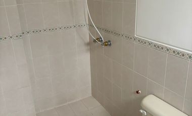 En alquiler casa de 5 dormitorios en Urb.Ciudad Celeste, vía Samborondón. (GC)