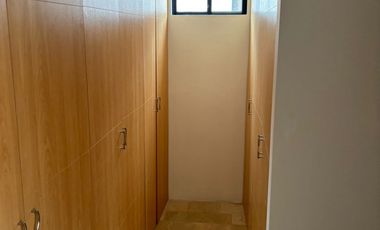 En alquiler casa de 5 dormitorios en Urb.Ciudad Celeste, vía Samborondón. (GC)