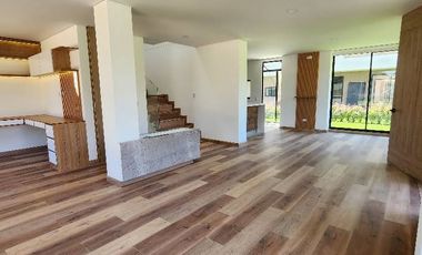 ESTRENAR CASA CAMPESTRE 2 PISOS 158 MTS , 3 HABIT 4 BAÑOS, PAR 4 CARROS 1 OFICINA  CON ASEGURADORA