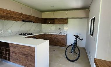 ESTRENAR CASA CAMPESTRE 2 PISOS 158 MTS , 3 HABIT 4 BAÑOS, PAR 4 CARROS 1 OFICINA  CON ASEGURADORA