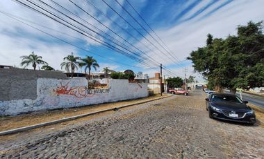 TERRENO EN RENTA EN CORREGIDORA JUNTO A SANTA BARBARA, SOBRE CARRETERA