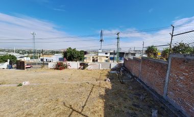 TERRENO EN RENTA EN CORREGIDORA JUNTO A SANTA BARBARA, SOBRE CARRETERA