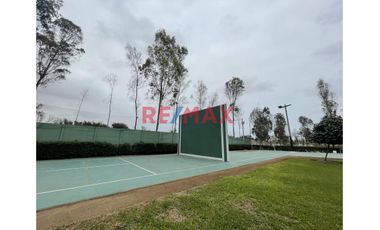 Venta De Terreno De 1571 M² En Pucusana - Condominio El Olivar