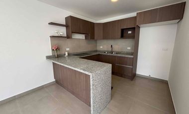 Venta de casa por estrenar en Llano grande