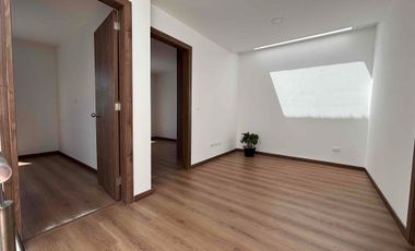 Venta de casa por estrenar en Llano grande