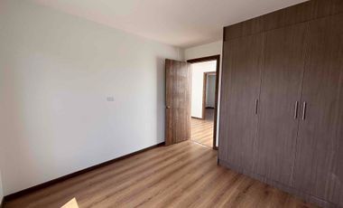 Venta de casa por estrenar en Llano grande
