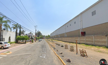 Casa en condominio ubicada en colonia Los Olivos II, San Pedro Tlaquepaque con 3 recamaras y 120m2. A unos minutos de Bodega Aurrera Toluquilla.