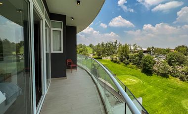 Departamento En Venta En Bosque Real Ivy, 3 Recámaras Frente al Campo De Golf