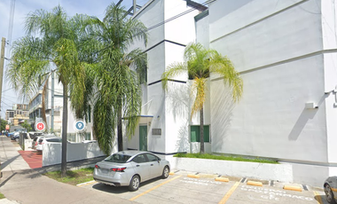 REMATE BANCARIO EN VENTA EN  Av. Manuel Acuña 2940, Prados Providencia, 44670 Guadalajara, Jal., México