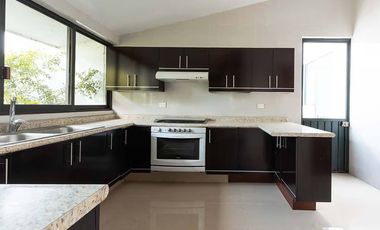 CASA EN VENTA EN PUEBLA SOBRE CALZADA ZAVALETA