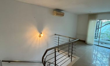 CASA EN VENTA EN VILLA CAMPESTRE DE 3 HABITACIONES PISOS DE MARMOL