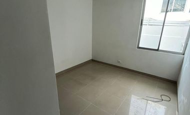 CASA EN VENTA EN VILLA CAMPESTRE DE 3 HABITACIONES PISOS DE MARMOL