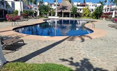 HERMOSA VILLA EN VENTA DENTRO DE VIDANTA ACAPULCO CON VISTA Y SALIDA AL CAMPO DE GOLF