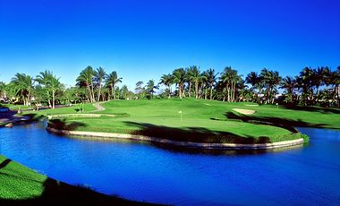 HERMOSA VILLA EN VENTA DENTRO DE VIDANTA ACAPULCO CON VISTA Y SALIDA AL CAMPO DE GOLF