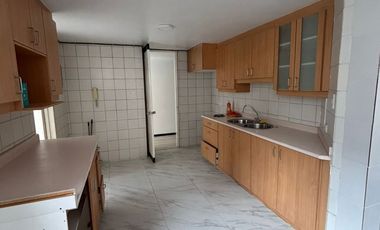 Arriendo departamento de 3 habitaciones remodelado