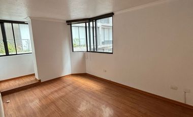 Arriendo departamento de 3 habitaciones remodelado
