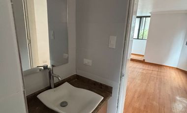 Arriendo departamento de 3 habitaciones remodelado