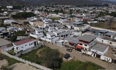 TERRENO 1 DE MAYO