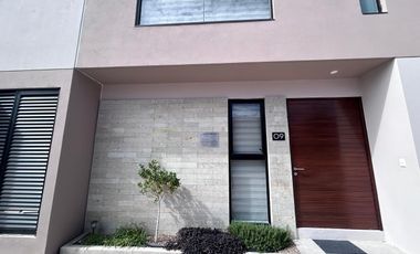 CASA EN CONDOMINIO HORIZONTAL