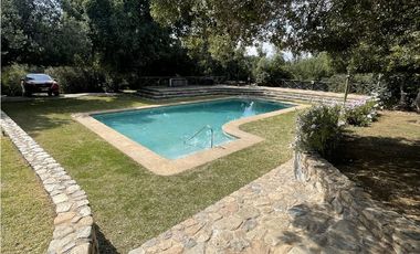 Imperdible! Hermosa Parcela con Casa Regularizada