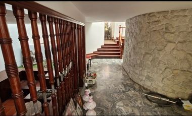 CASA EN VALLE HERMOSO SURCO