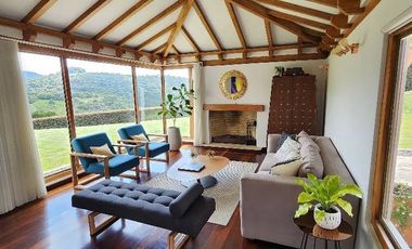 VENDO CASA ENCENILLOS DE SINDAMANOY ESPAÑOLA 1 PISO 2 NIVELES , 245 METROS, 3 HABITACIONES+HABITACION DE SERVICIO CADA UNA CON BAÑO, 4 PARQIEADEROS, R
