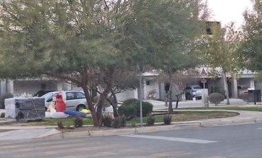 CASA EN RENTA FRACC. RESERVA SUR ZONA CAMPOS ELISEOS