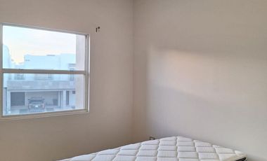 CASA EN RENTA FRACC. RESERVA SUR ZONA CAMPOS ELISEOS