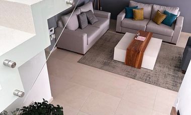 Casa en venta en Metepec con amenidades de lujo - Gimnasio, Ludoteca, Casa de descanso