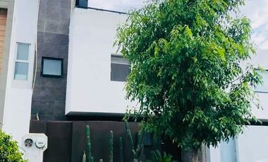Casa amueblada en privada Moradas de Silva en Celaya
