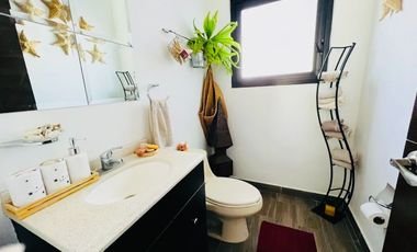 Casa amueblada en privada Moradas de Silva en Celaya