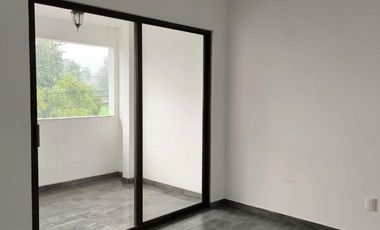 Casa en Venta con Family Room y Terraza - Lerma