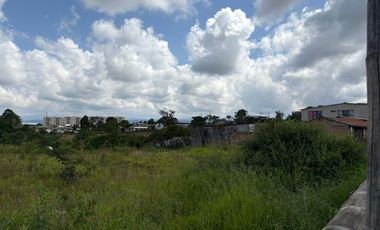 EN VENTA LOTE EN EL BARRIO UVO