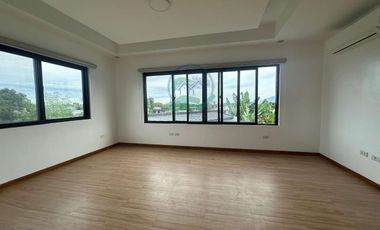 3 STOREY 4-BEDROOM VILLA FOR RENT IN ANGELES CITY