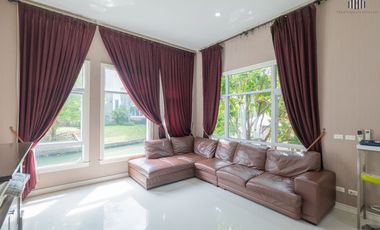 House for Sale at Grand Canal Donmuang - Waterfront Curve View in International Community! House for Sale: Grand Canal Donmuang