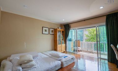 House for Sale at Grand Canal Donmuang - Waterfront Curve View in International Community! House for Sale: Grand Canal Donmuang