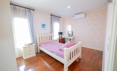 House for Sale at Grand Canal Donmuang - Waterfront Curve View in International Community! House for Sale: Grand Canal Donmuang